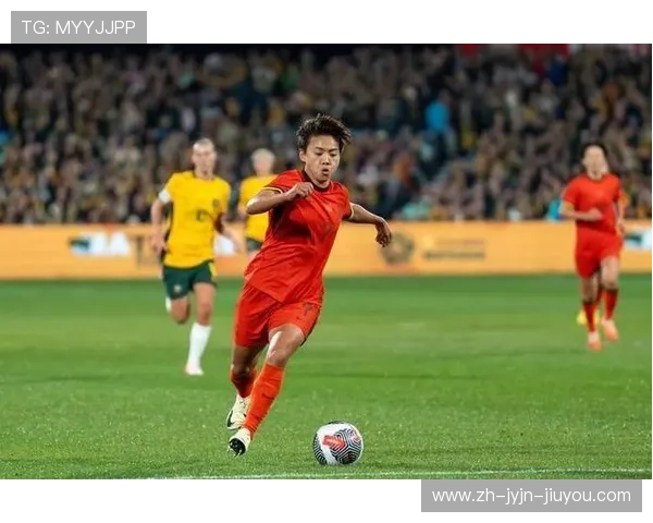 王霜陈巧珠建功中国女足亚洲杯2-1逆转朝鲜取三分